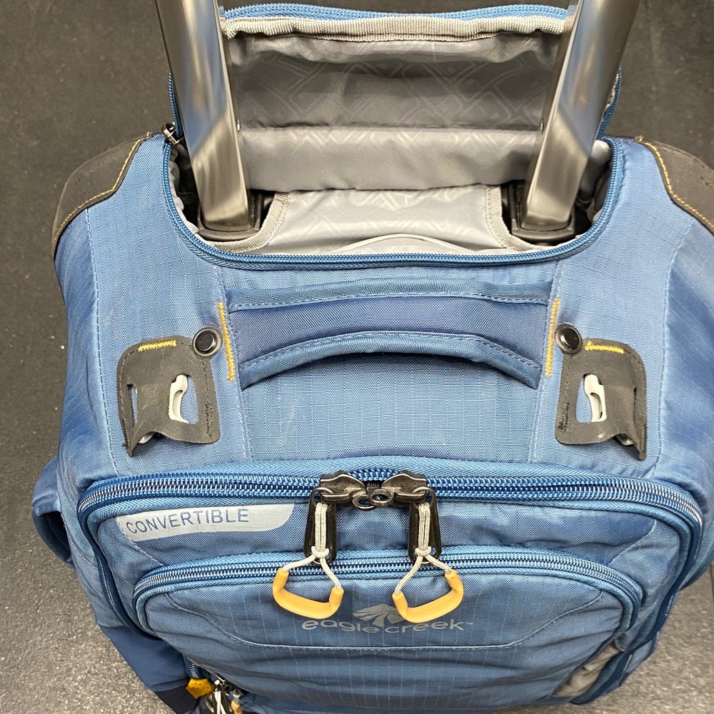 Eagle Creek Switchback 22" BLUE Upright Carry On Wheeled Suitcase - Picture 10 of 15